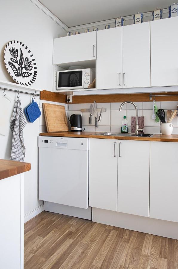 Karl-Oskars Krypin Apartment Visby Ngoại thất bức ảnh